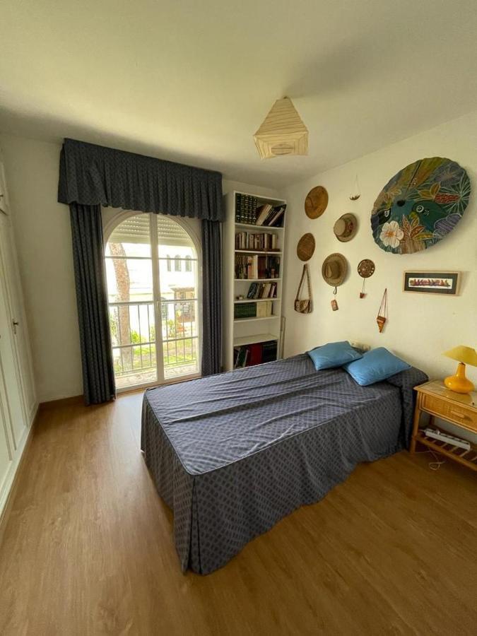 Ferienhaus Spacious House With Private Pool Next To Golf Club