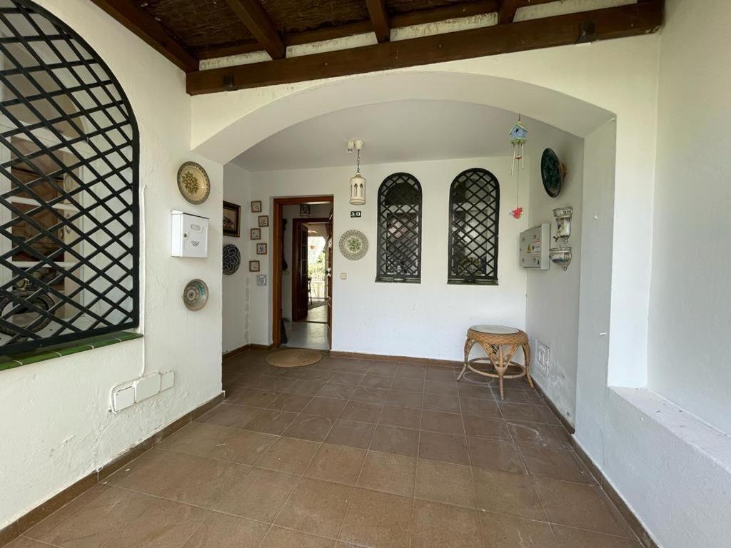 Ferienhaus Spacious House With Private Pool Next To Golf Club *
