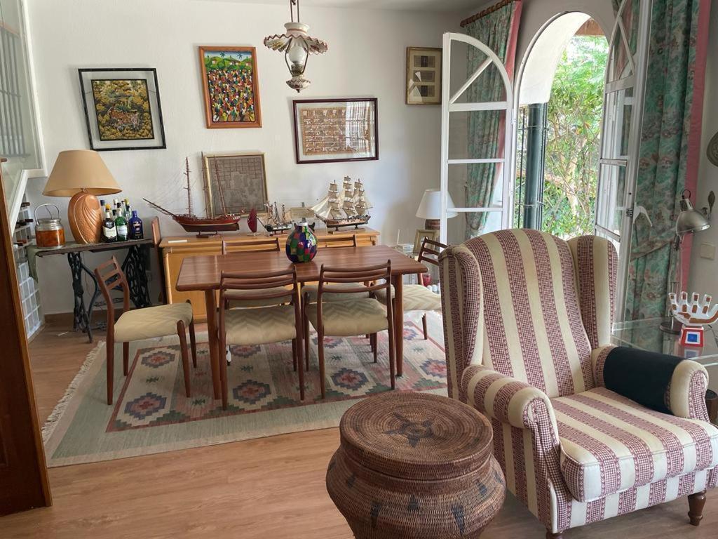 Ferienhaus Spacious House With Private Pool Next To Golf Club Marbella